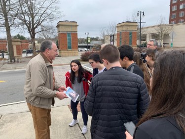 A Maryville resident explains to students the history of Preservation Plaza. Katie Headrick Taylor